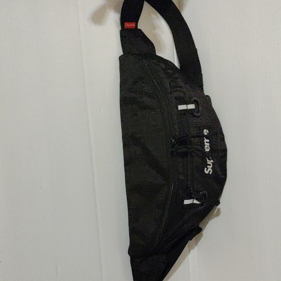 Supreme Waist Pack SS19 limited edition - Picture 5 of 13